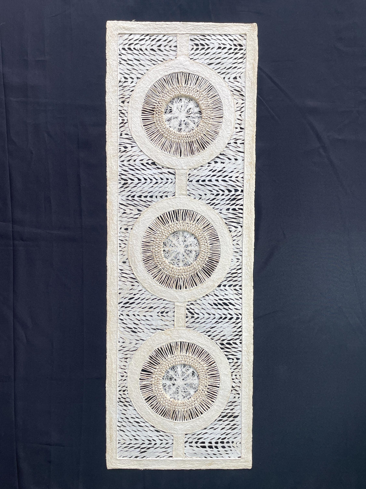 Arte Mural Mexicano en Papel Amate Hecho a Mano, Arte Moderno Otomi, 47.2 x 15.7 in (SIN MARCO) Tejido Circular