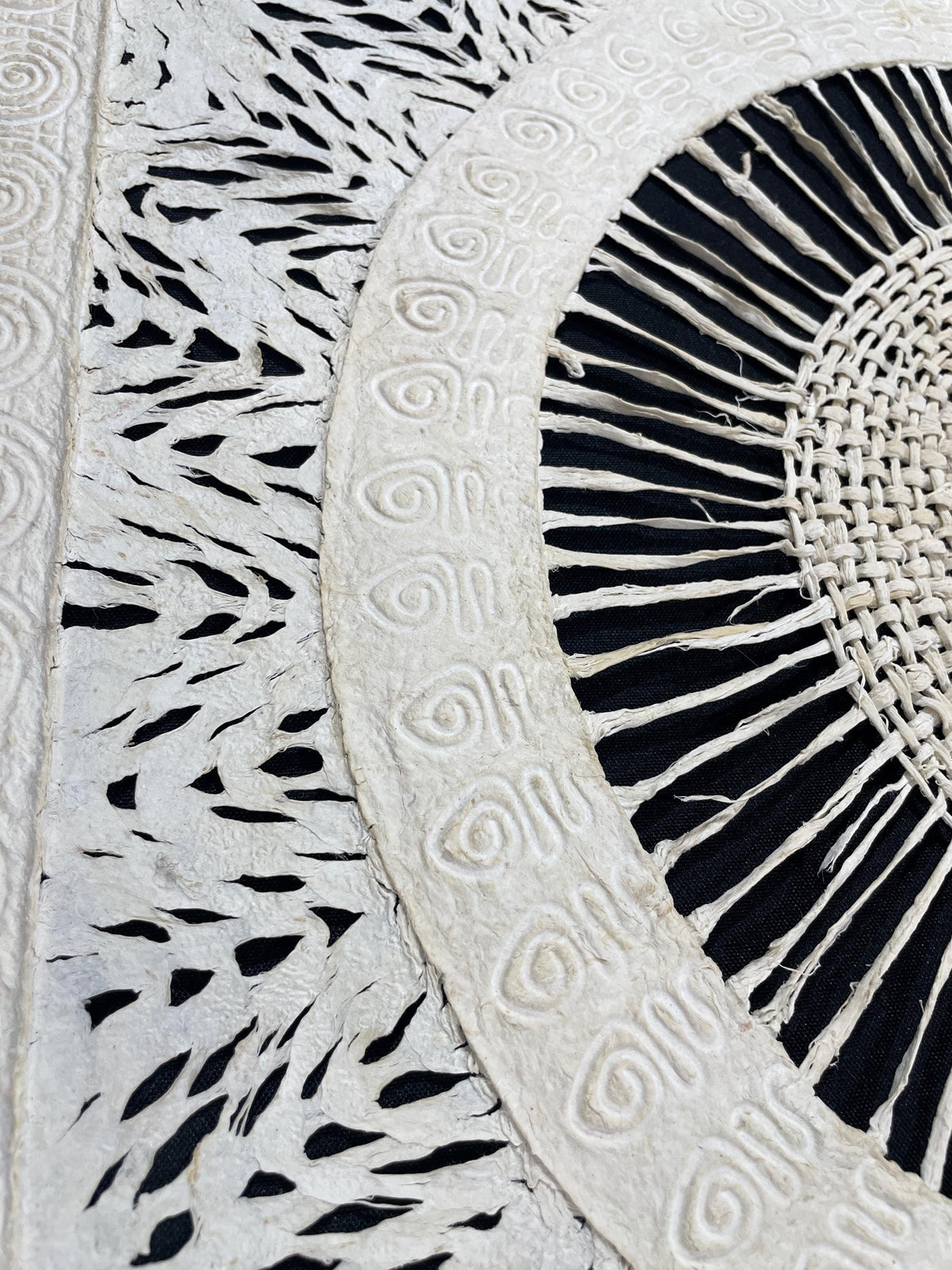 Enorme Arte Mural Mexicano en Papel Amate Hecho a Mano XXL 70.8 in x 23.6 in,Arte Otomi Moderno con Tejidos Circulares (Sin Marco)