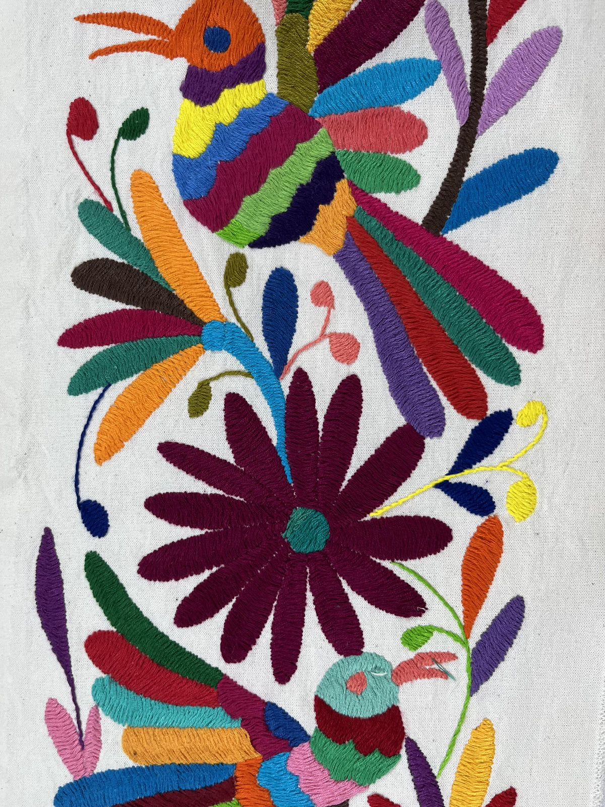 Bordado Tenango Hecho a Mano-Bordado Otomí XL 88 cm x 24 cm-Arte Mexicano en Multicolor de Forma Vertical (SIN MARCO)