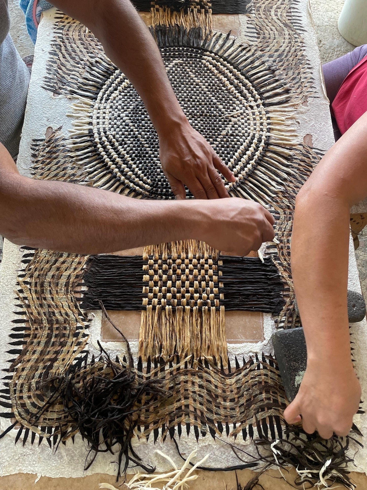Arte Mural Mexicano en Papel Amate Hecho a Mano XXL 47 x 23– Arte Otomí Moderno (SIN MARCO)