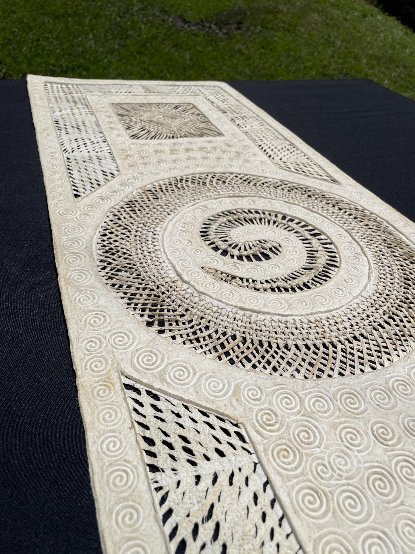 Arte Mural Mexicano en Papel Amate Hecho a Mano,Obra Contemporánea en Fibras Naturales,Diseño Orgánico Exclusivo 120 x 40 cm (SIN MARCO)