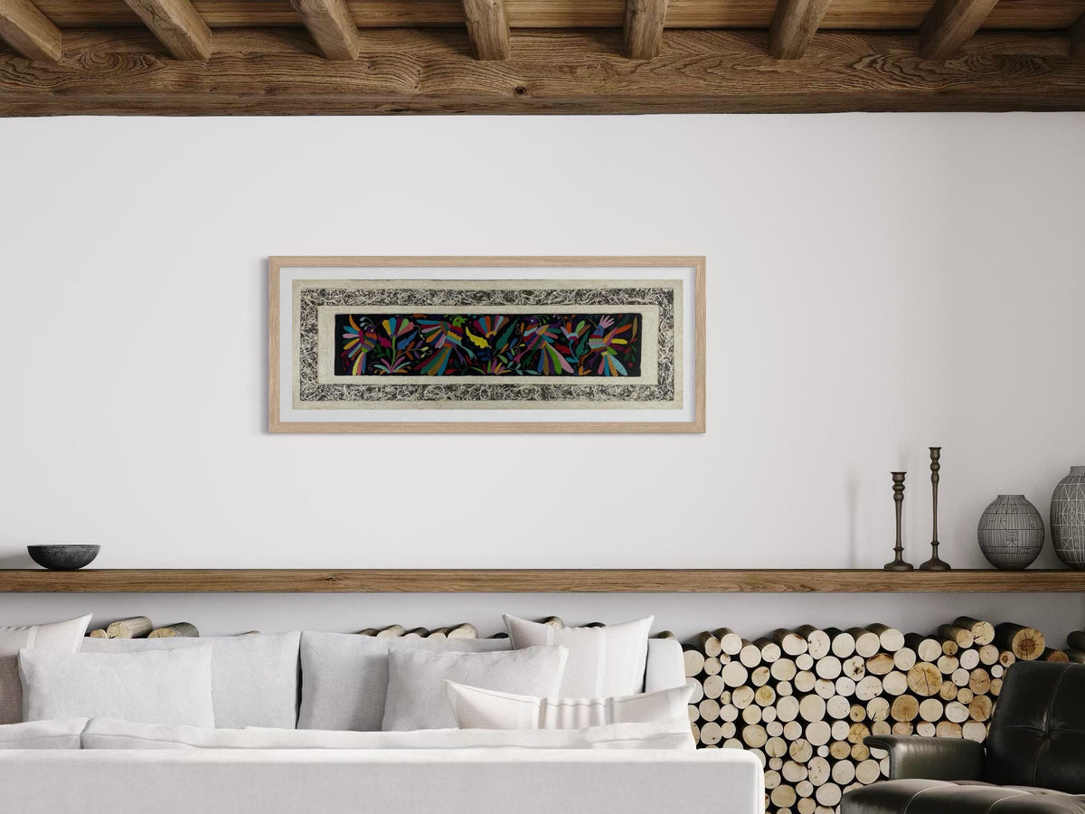 Arte Mural Mexicano en Papel Amate con Bordado de Tenango Hecho a Mano- 47,2 x 15,7-Arte Bordado Otomí Moderno (SIN MARCO)