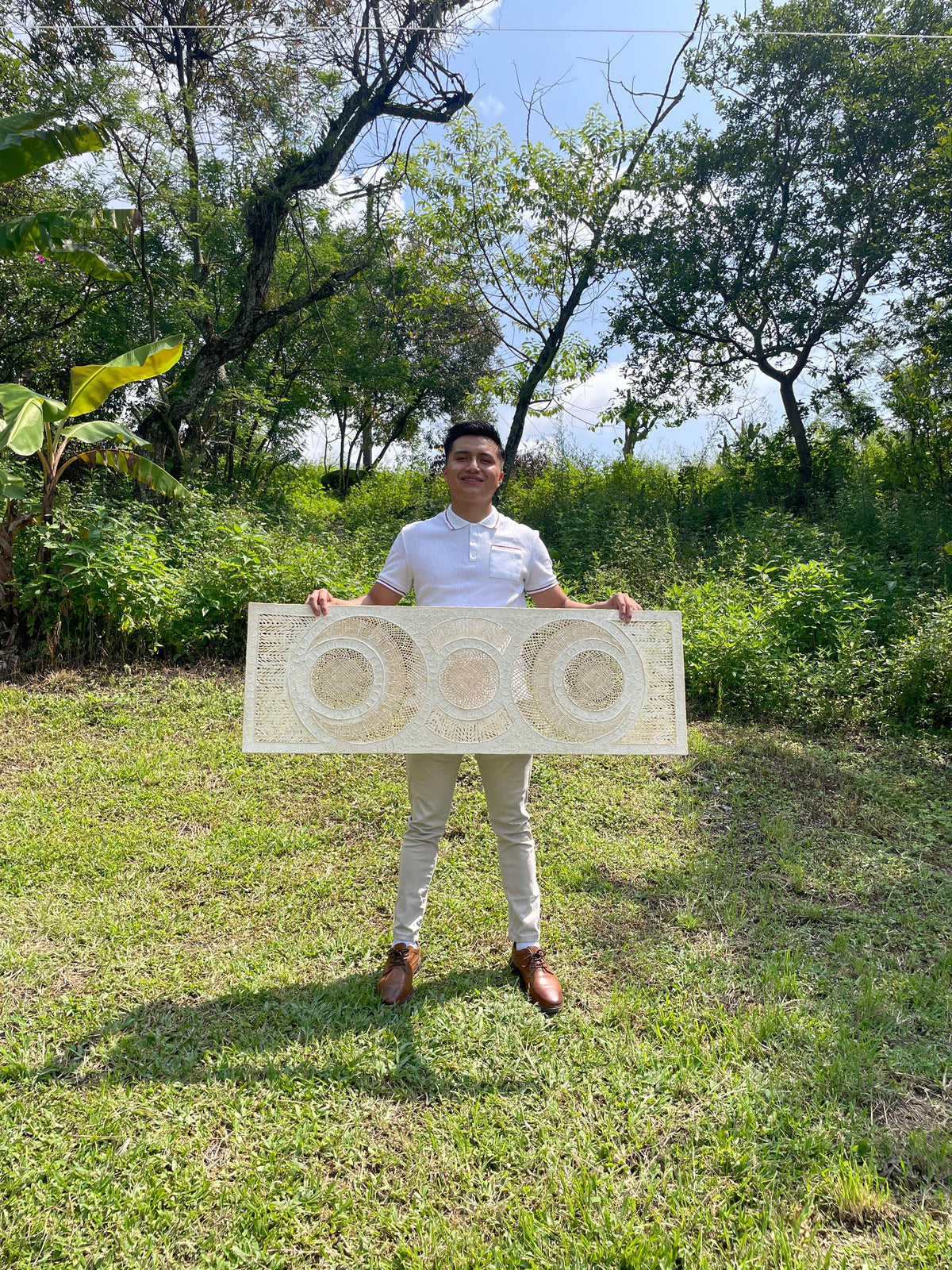 Arte Mural Mexicano Hecho a Mano de Papel Amate–Arte Mexicano Moderno, 47.2 x 15.7 in (SIN MARCO) Tejido de Eclipses y Círculos