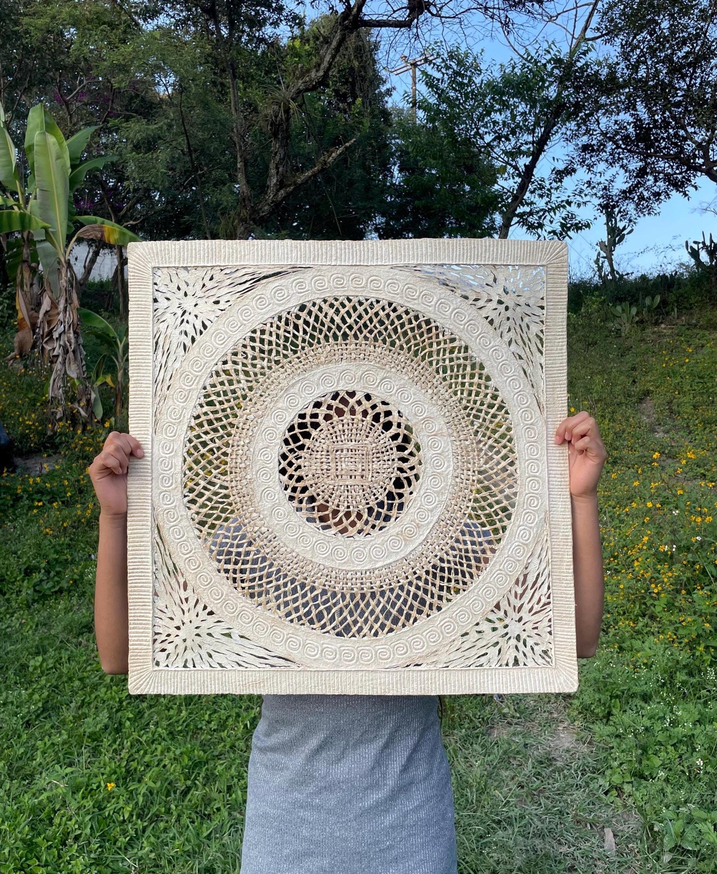 Arte Mural Mexicano en Papel Amate Hecho a Mano– Arte Mexicano Moderno Grande 23.6 x 23.6 (SIN MARCO)