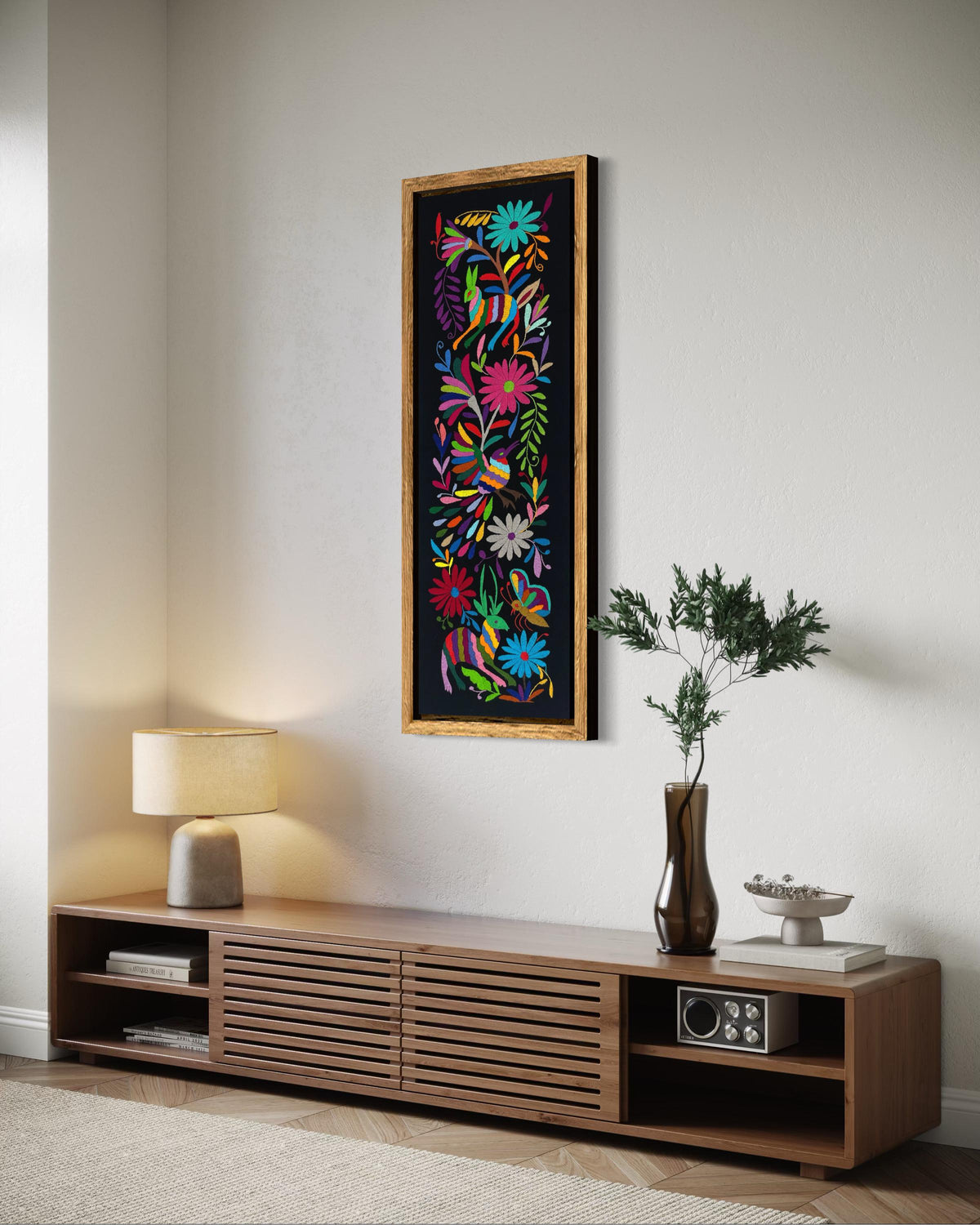 Bordado Tenango Hecho a Mano-Tapizado Otomi XL 107 cm x 30 cm, Arte Mexicano en Multicolor en Formato Vertical (SIN MARCO)