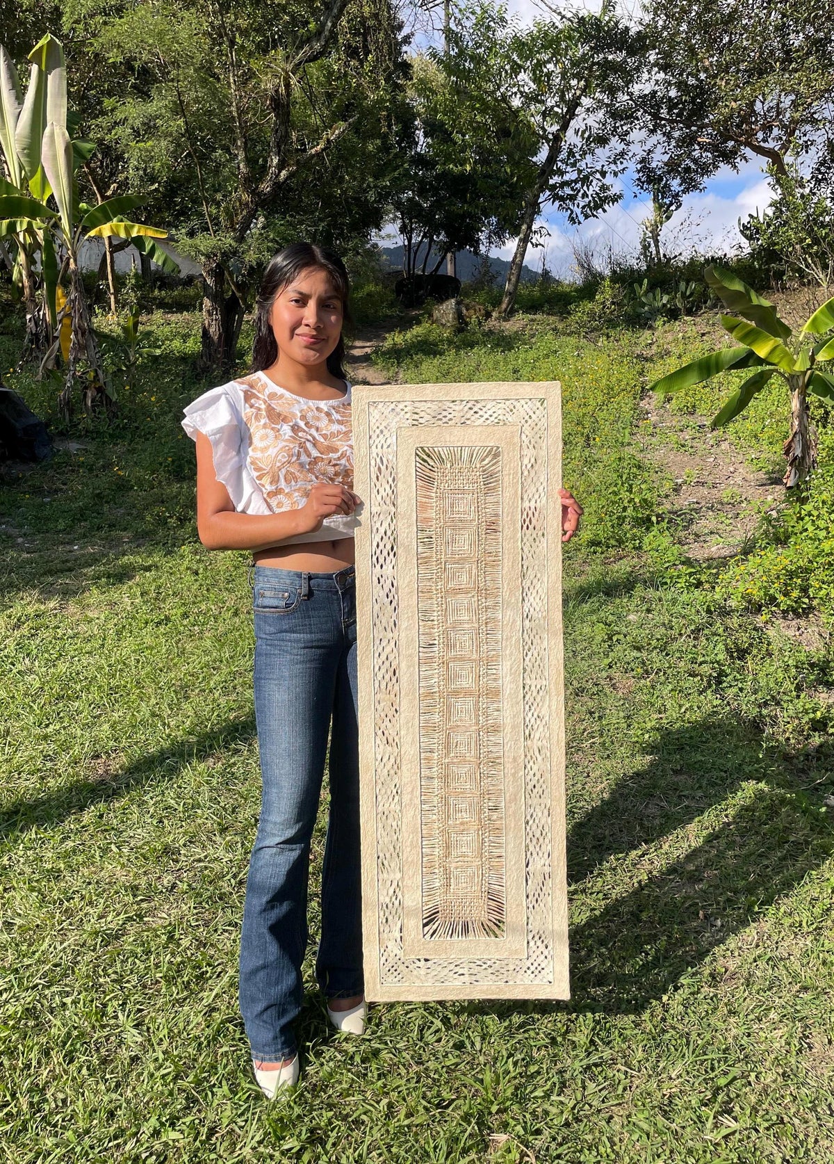 Arte Mural Mexicano en Papel Amate Hecho a Mano–Arte Otomi  Mexicano Moderno XL 47.2 in X 15.7 in (SIN MARCO)