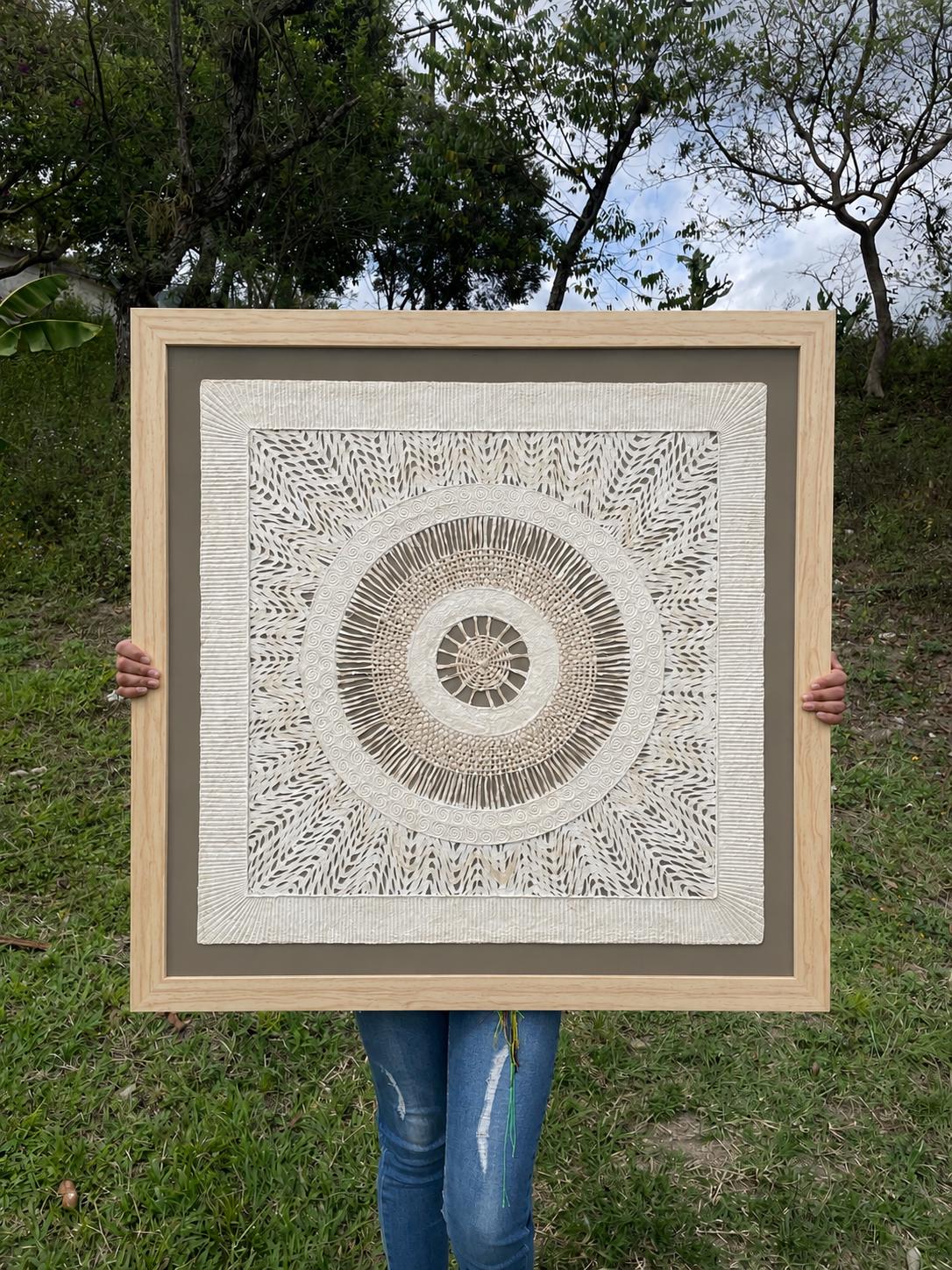Arte Mural en Papel Amate ENMARCADO Listo para Colgar en Madera de Pino, Arte Otomi Moderno  34.6 in x 34.6 in