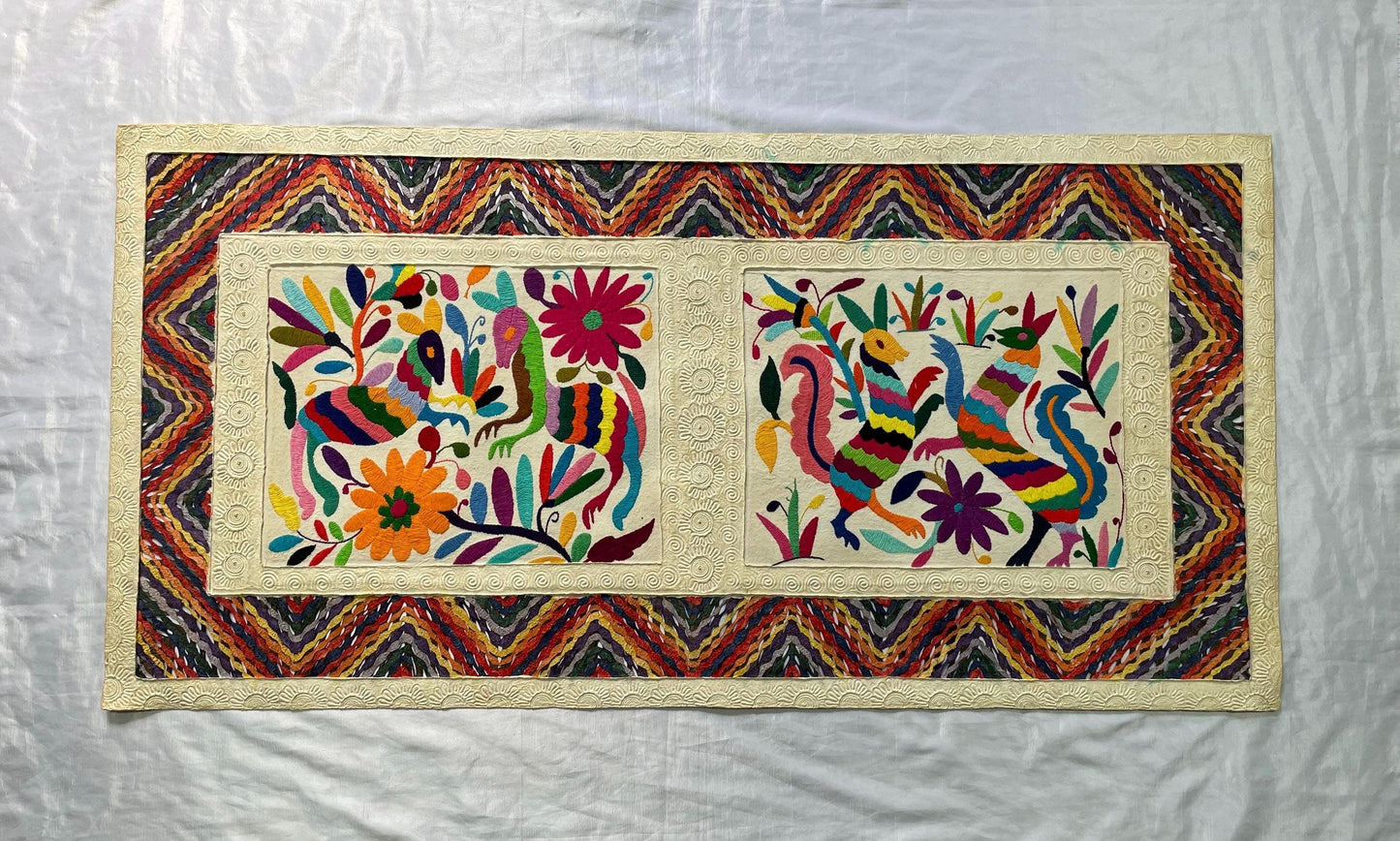 Arte Mural Mexicano en Papel Amate Teñido y Bordado Tenango Hecho A Mano - Arte Decorativo Moderno XXL de 47.2 in X 23.6 in (SIN MARCO)