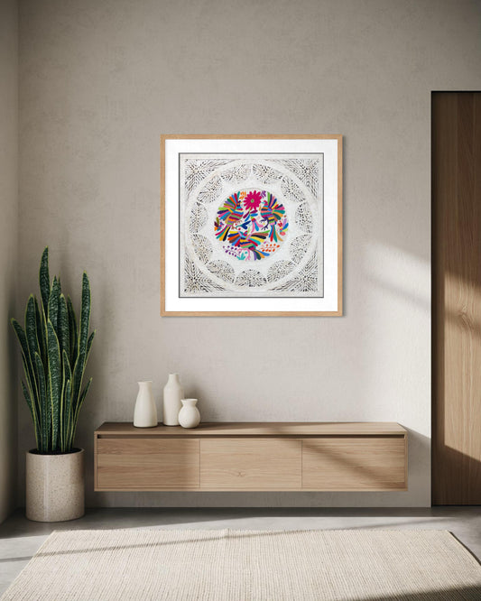 Arte Mural en Papel Amate Fusionado con Bordado Tenango Hecho a Mano-XL 31 x 31-Arte Mexicano Moderno (SIN MARCO)