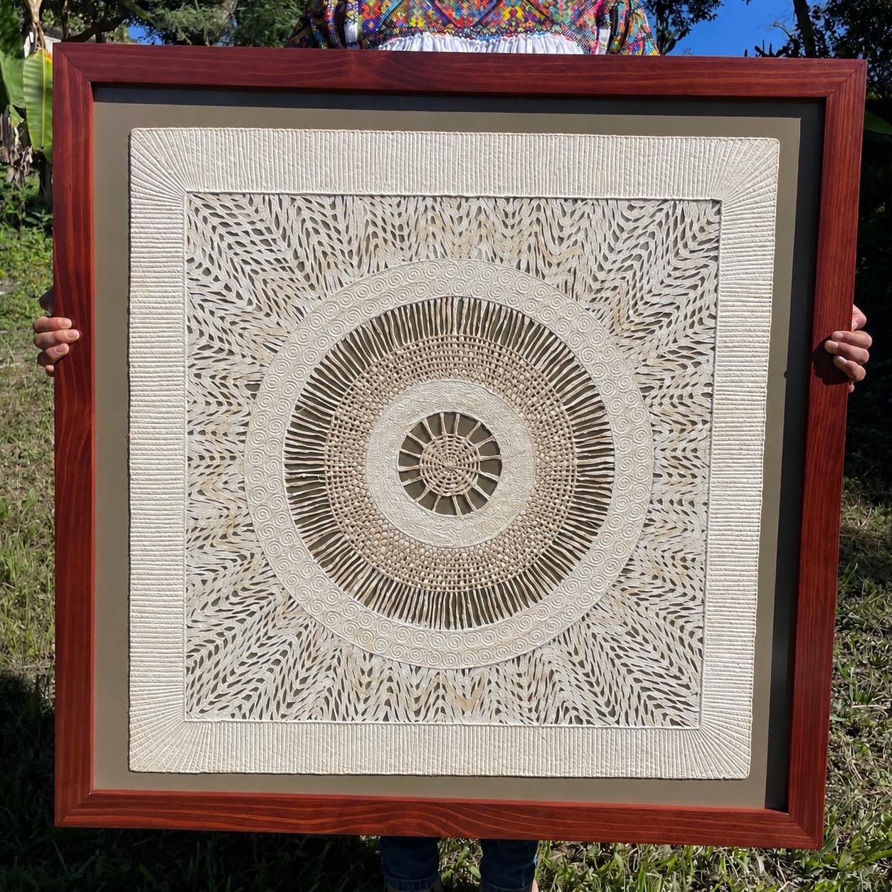 Arte Mural Mexicano ENMARCADO de Papel Amate Hecho a Mano, Arte Otomi Moderno Listo Para Colgar 35 in x 35 in