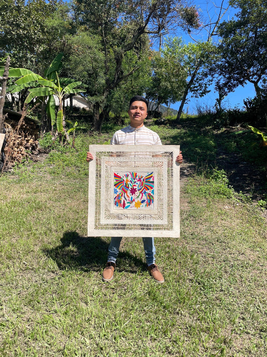 Arte Mural Mexicano en Papel Amate y Bordado Tenango Hecho a Mano-XL 31 x 31 Arte Otomí Moderno (SIN MARCO)