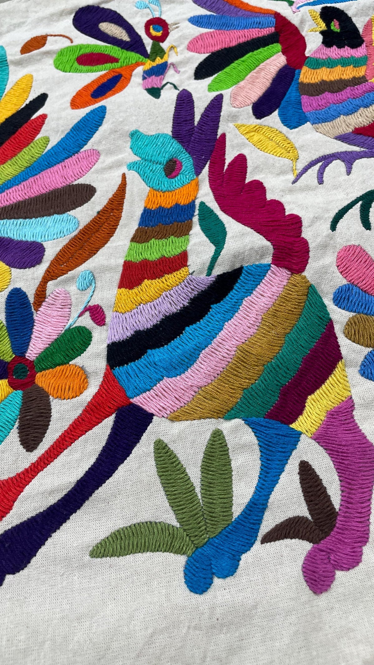 Textil Mexicano Tenango Bordado y Hecho a Mano, Tapizado Otomi Moderno en Multicolor,XL 93 cm x 44 cm (Sin Marco) Formato Horizontal