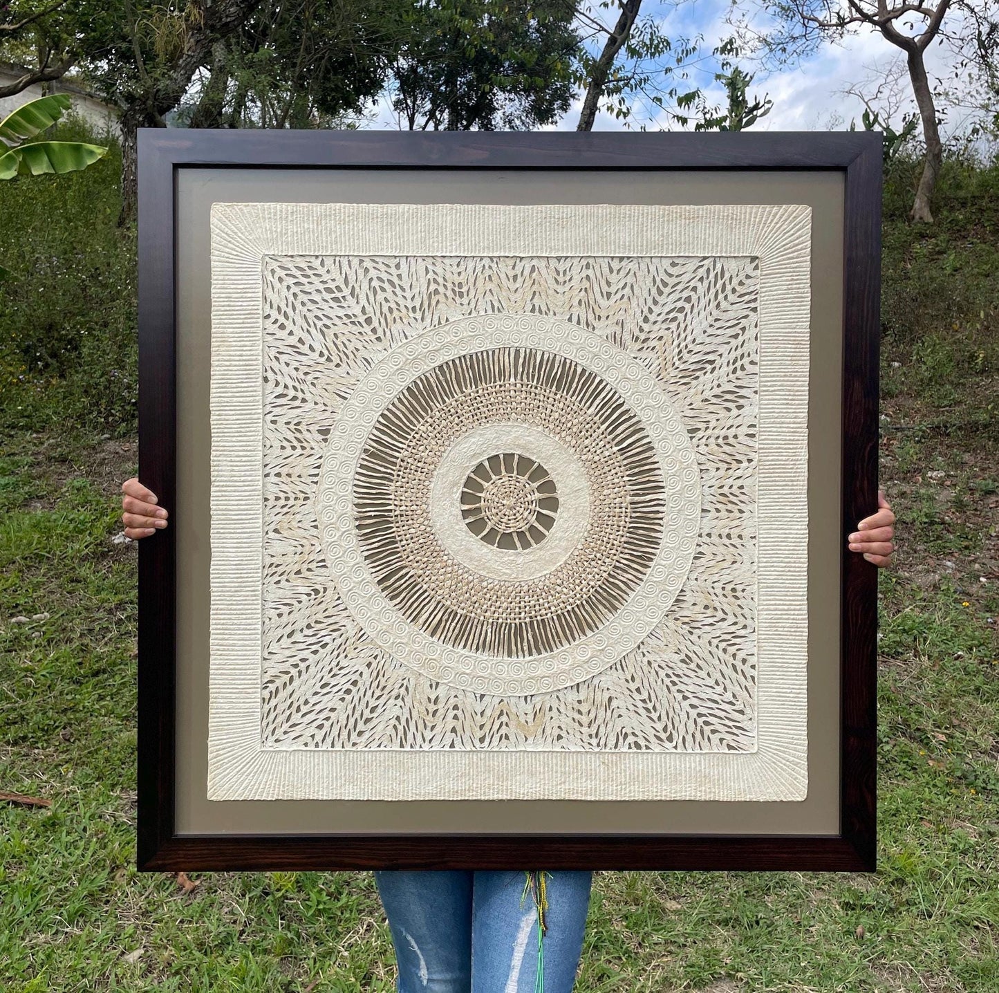 Arte Mural Mexicano ENMARCADO de Papel Amate Hecho a Mano, Arte Otomi Moderno Listo Para Colgar 35 in x 35 in