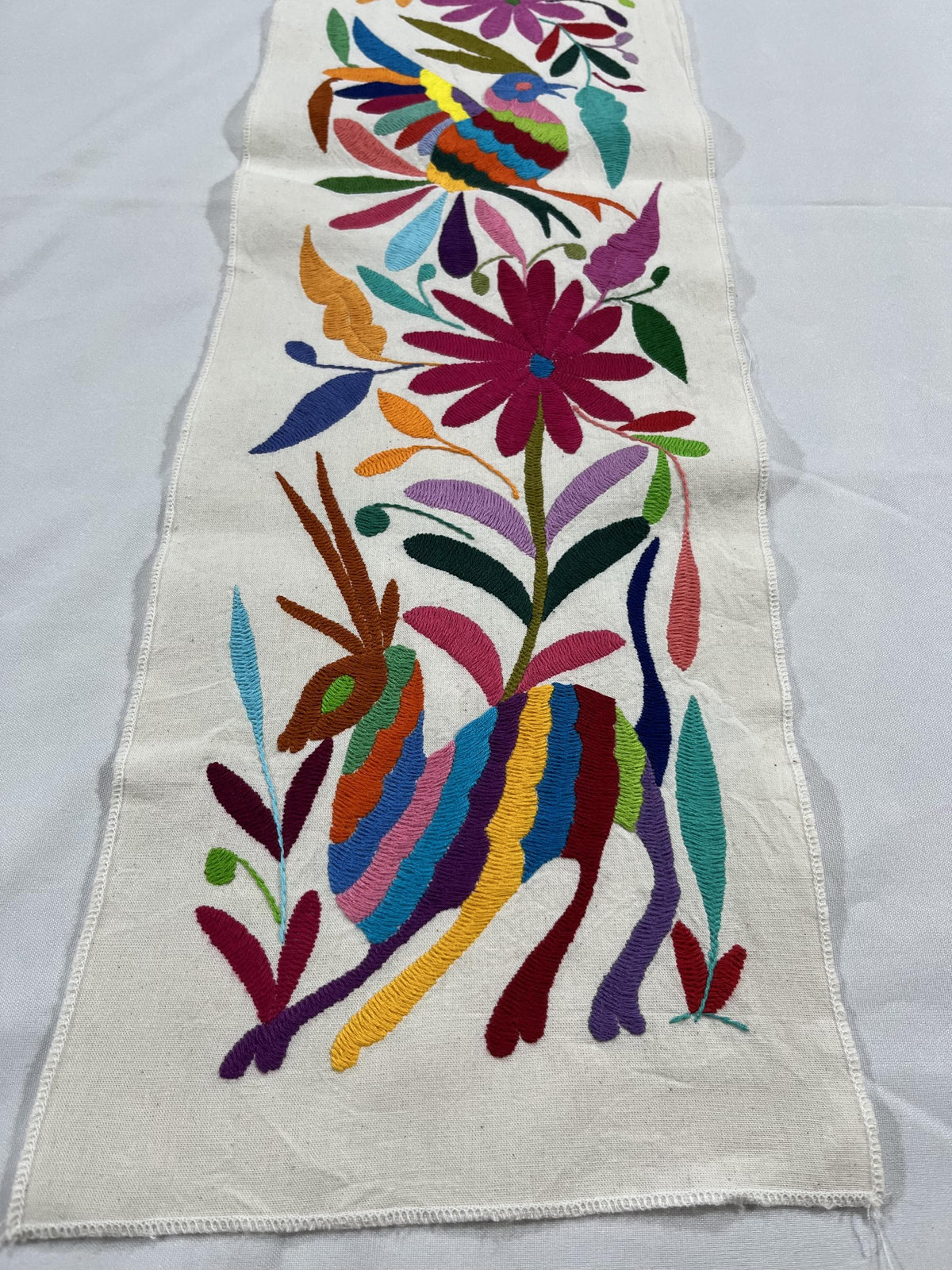 Bordado Tenango Hecho a Mano-Bordado Otomí XL 87 cm x 23 cm-Arte Mexicano en Multicolor de Forma Vertical (SIN MARCO)