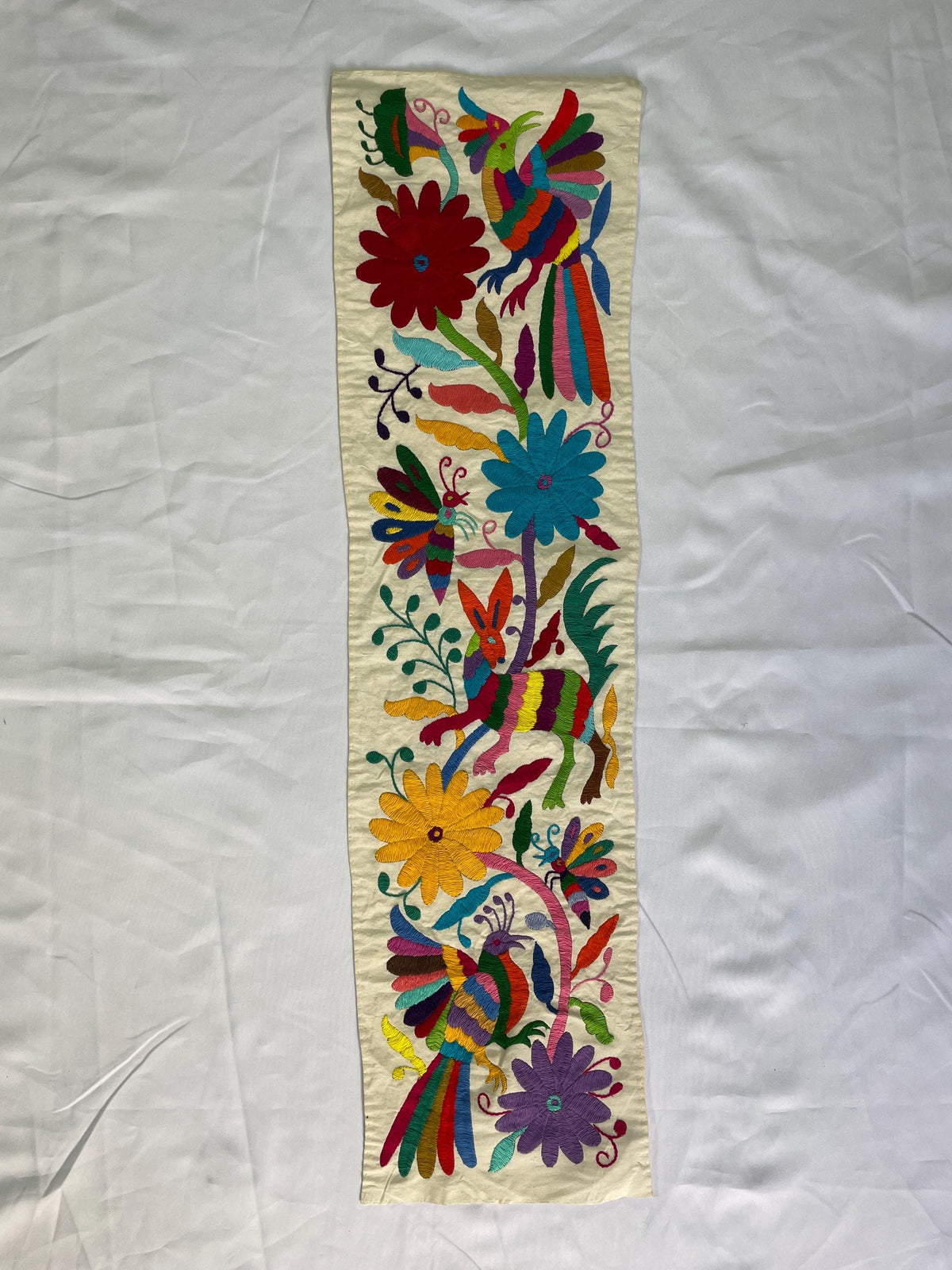 Bordado Tenango Hecho a Mano-Bordado Otomí XL 95 cm x 24 cm-Arte Mexicano en Multicolor de Forma Vertical (SIN MARCO)
