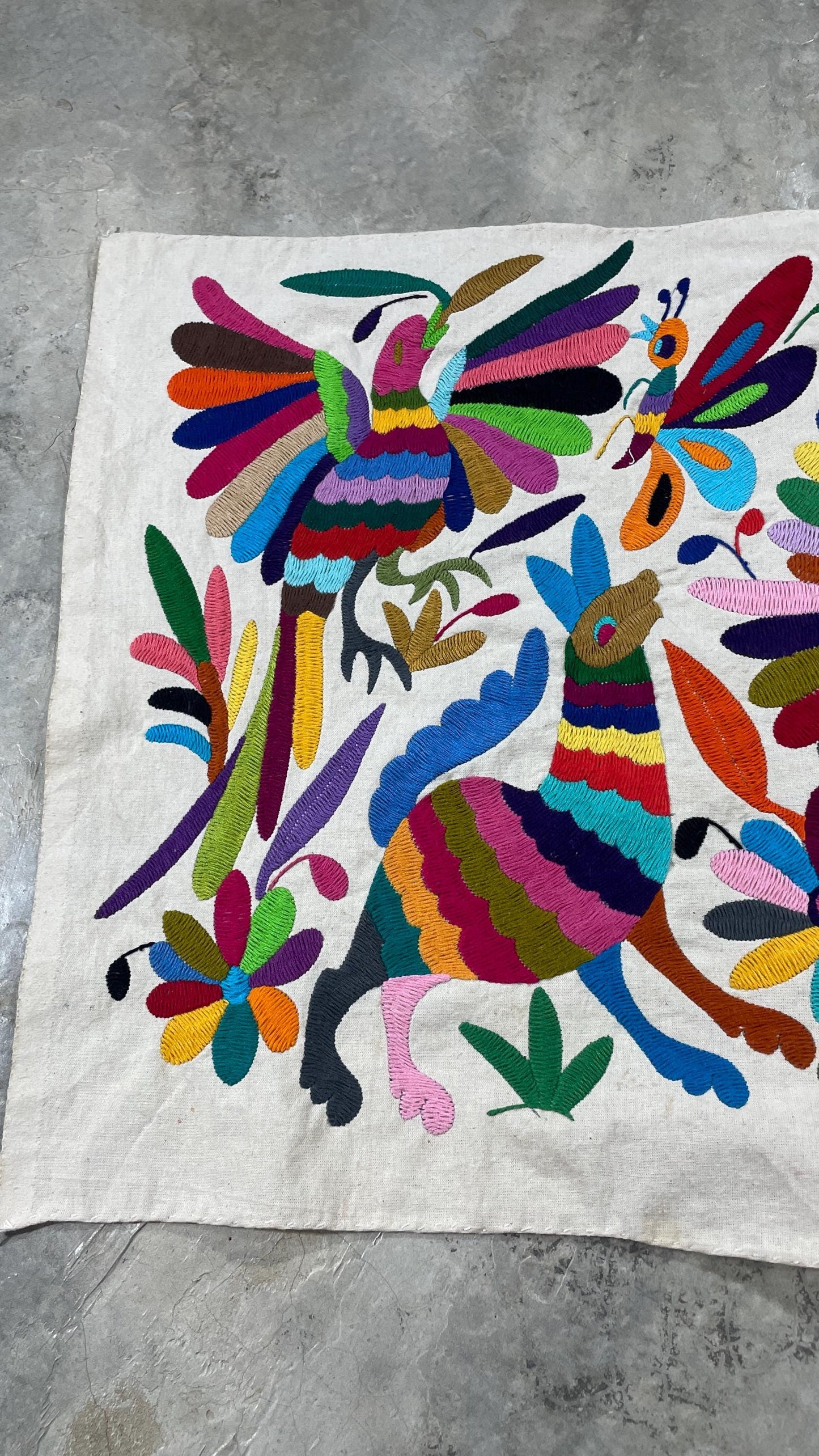 Textil Mexicano Tenango Bordado y Hecho a Mano, Tapizado Otomi Moderno en Multicolor,XL 93 cm x 44 cm (Sin Marco) Formato Horizontal