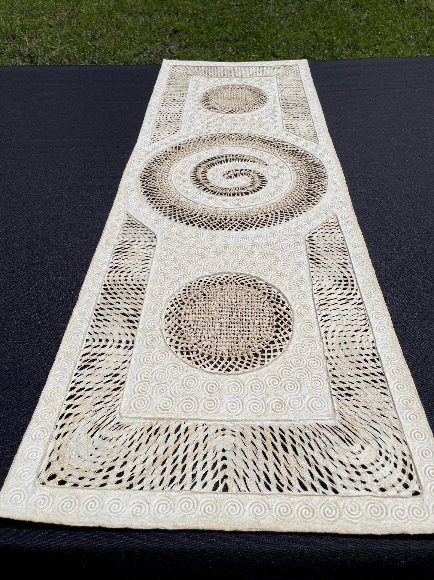 Arte Mural Mexicano en Papel Amate Hecho a Mano,Obra Contemporánea en Fibras Naturales,Diseño Orgánico Exclusivo 47.2 x 15.7 in (SIN MARCO)