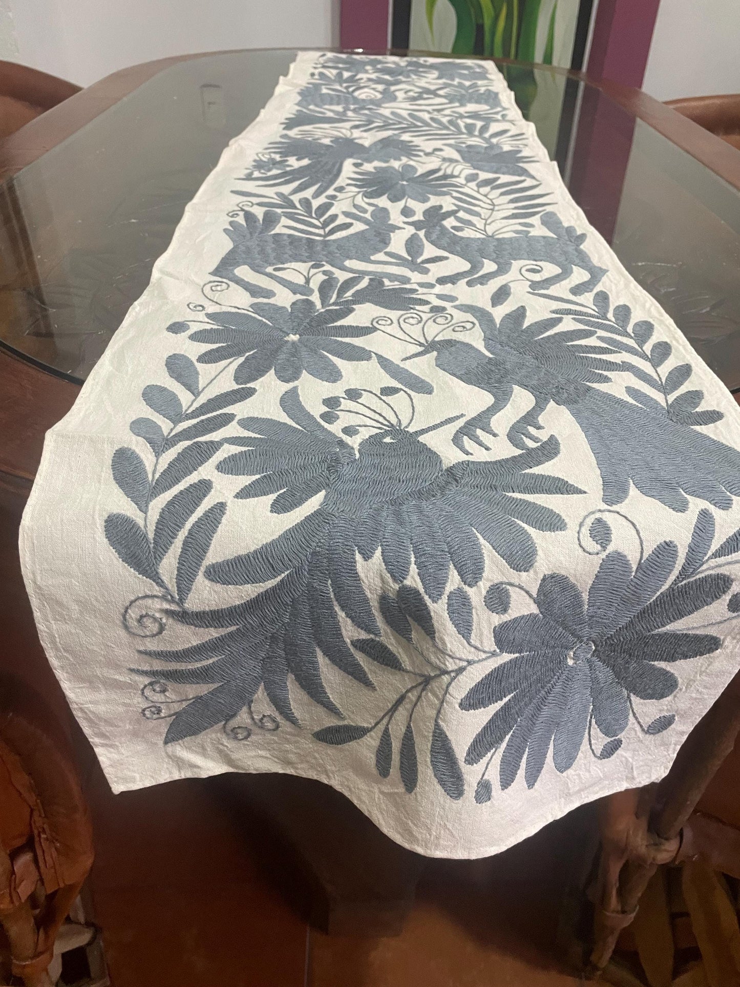 Tapiz Otomi Hecho a Mano en Color Gris Azulado/Arte y Textil Decorativo Otomi XL 152 cm x 33 cm (SIN MARCO)