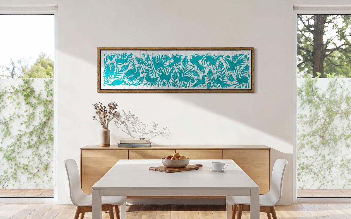 Enorme Bordado Tenango Hecho a Mano en Color Azul, Camino de Mesa Otomi, Tapizado Bordado XXL 189 cm x 46 cm  (Sin Marco) PIEZA ÚNICA.