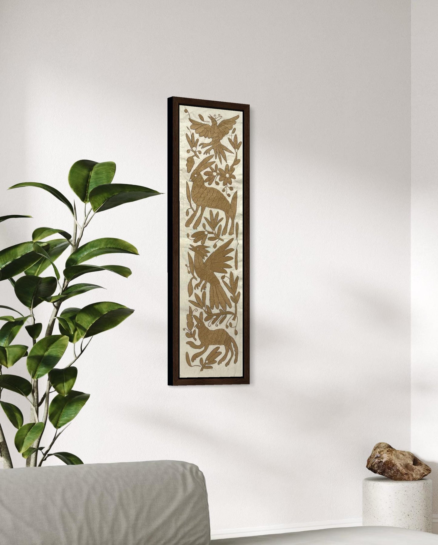Bordado Tenango Hecho a Mano en Color Beige-Bordado Otomí XL 94 cm x 25 cm-Arte Mexicano de Forma Vertical (SIN MARCO)