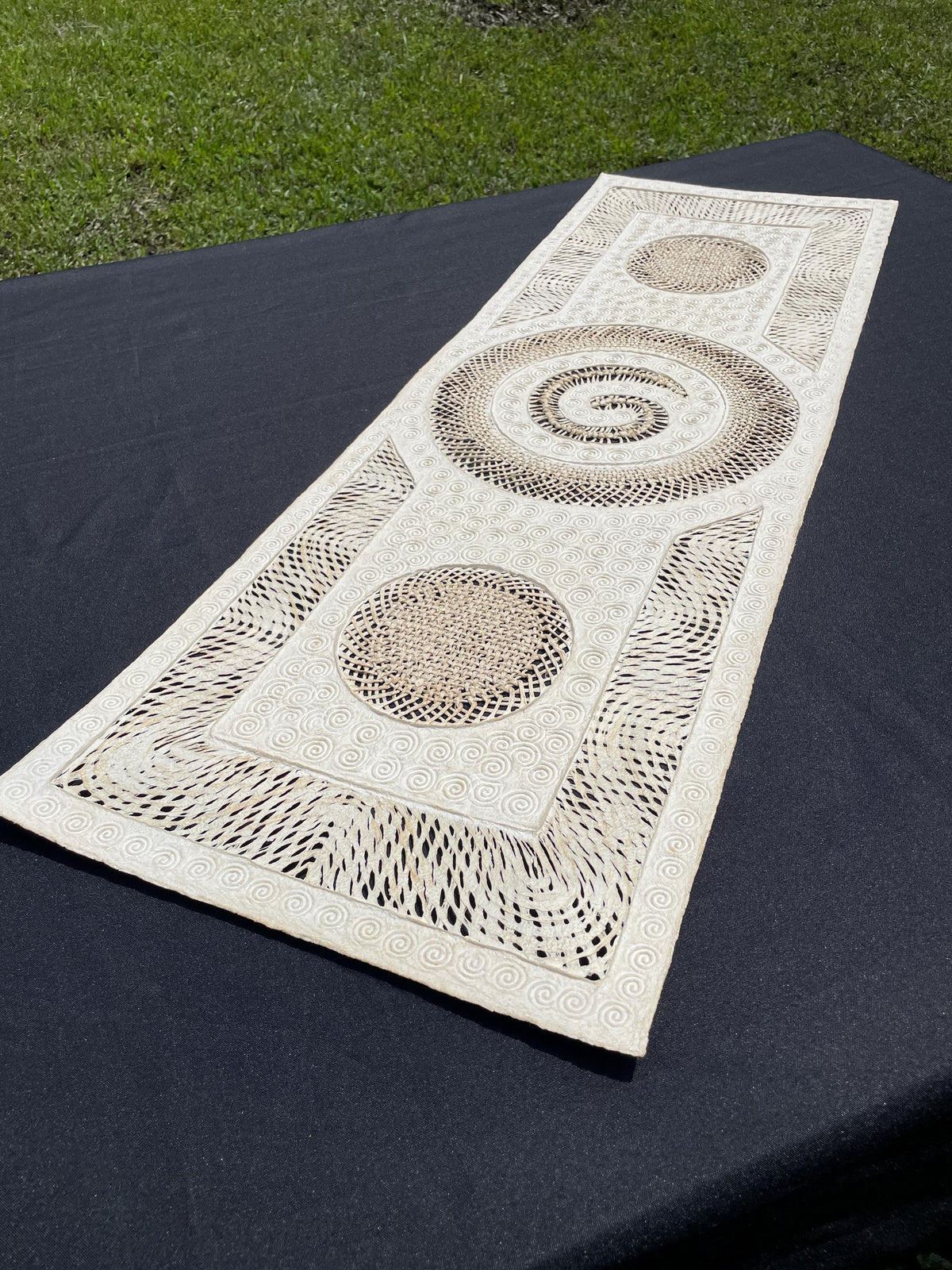 Arte Mural Mexicano en Papel Amate Hecho a Mano,Obra Contemporánea en Fibras Naturales,Diseño Orgánico Exclusivo 47.2 x 15.7 in (SIN MARCO)