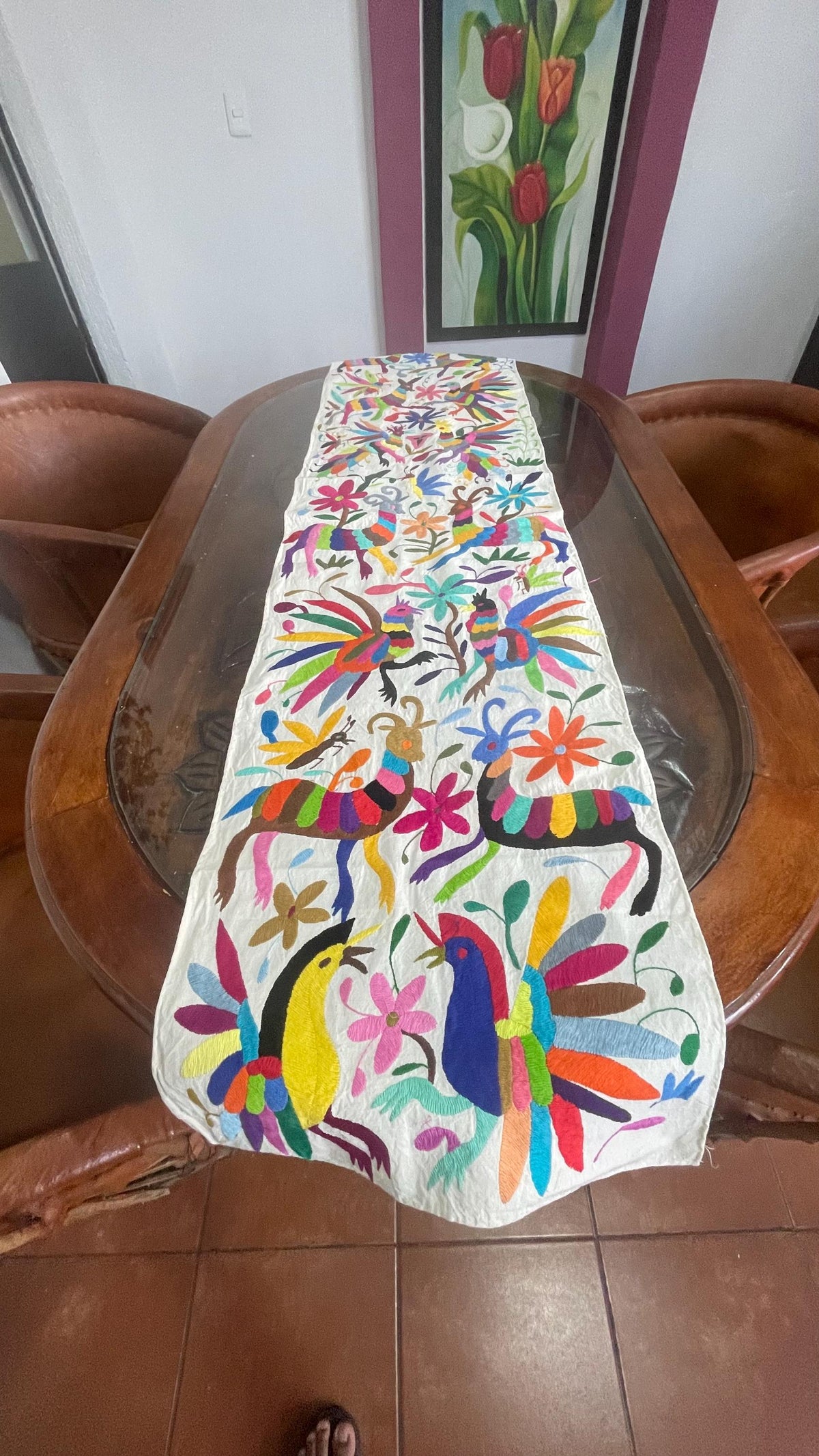 Tapizado Otomi Hecho y Bordado a Mano en Multicolor-Tapizados Tenangos/Camino de Mesa  XXL 182 cm x 44 cm